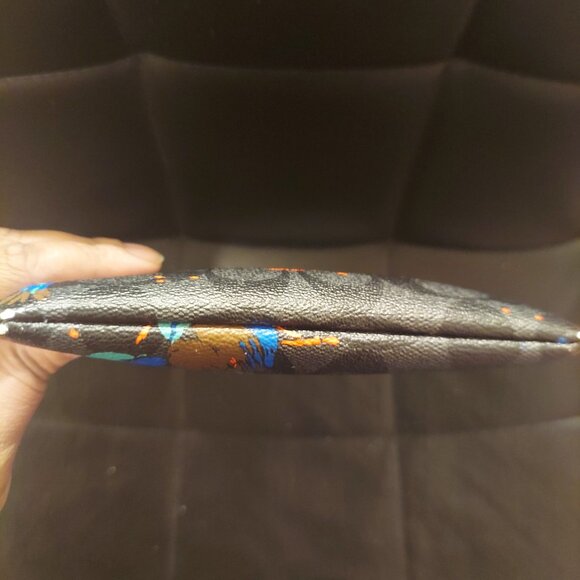 Reserved Coach Sierra Bird Print Signature Wristlet - Picture 3 of 10